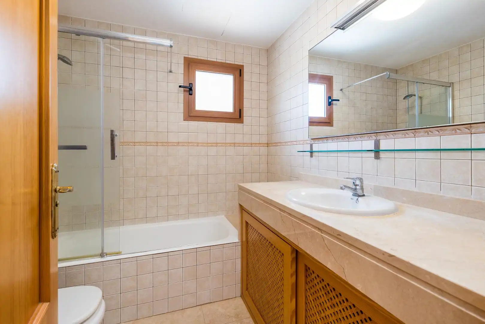 Baño de Casa adosada de alquiler en  Palma de Mallorca con Aire acondicionado, Terraza y Alarma