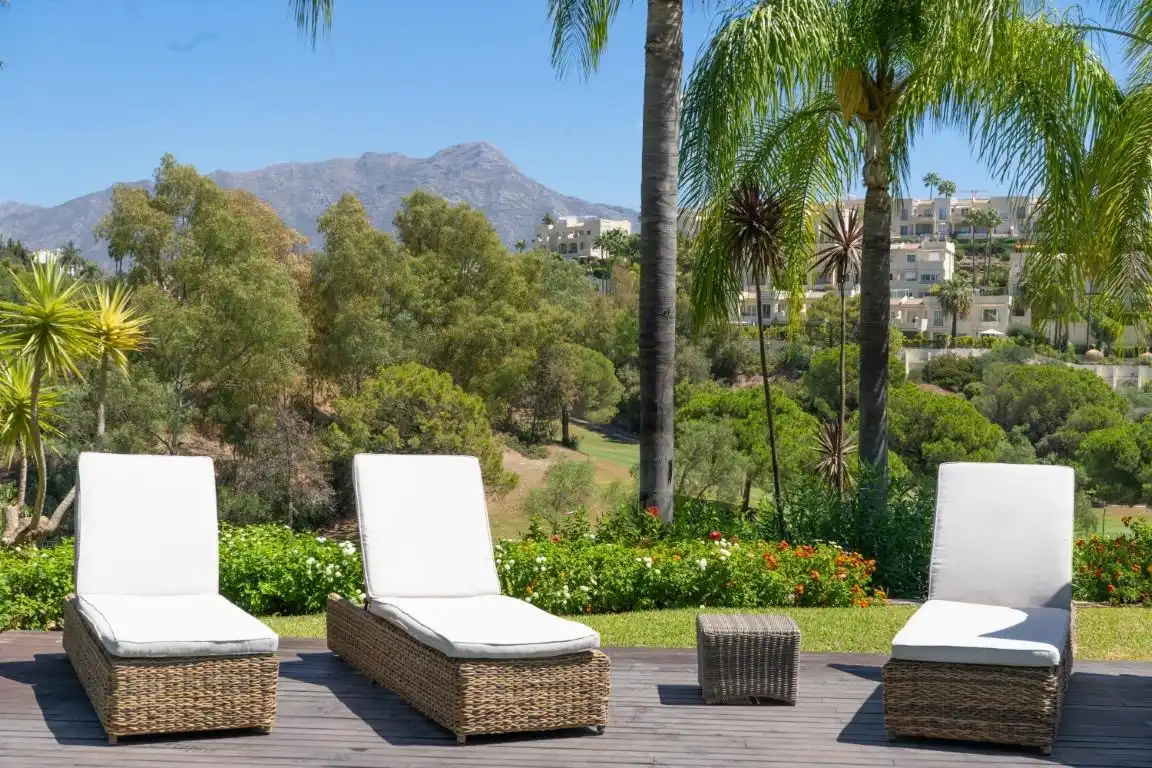 Chalet con piscina en venta en La Quinta, imagen 28