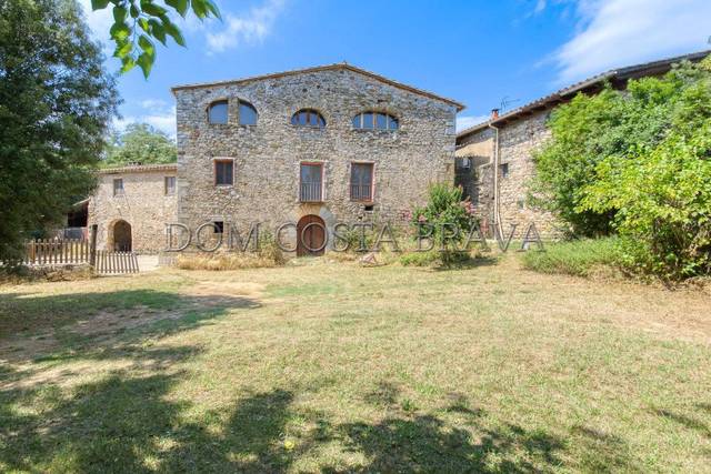 Finca rústica en Venta en Carrer de Sales en Tortellà