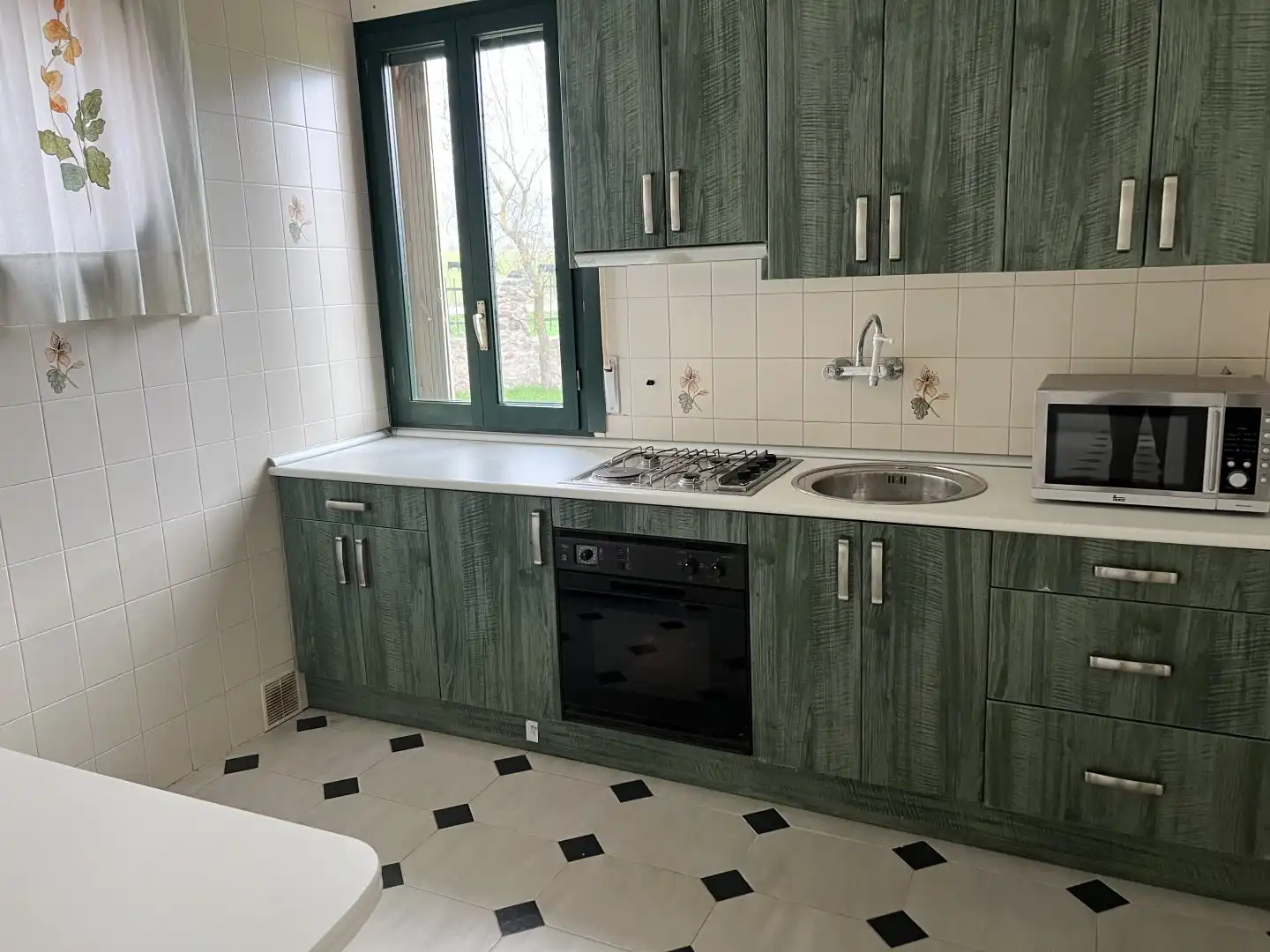 Cocina de Casa o chalet en venta en Torrecaballeros con Calefacción, Jardín privado y Piscina