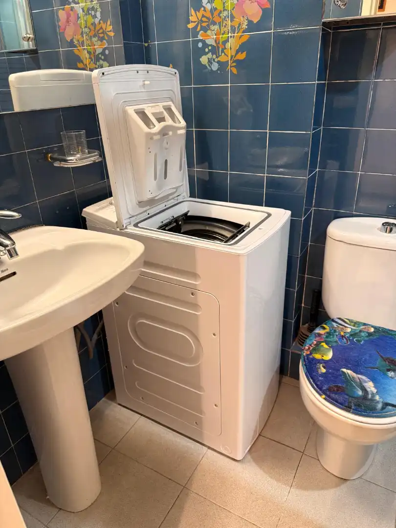 Baño de Apartamento de alquiler en Lloret de Mar con Amueblado, Lavadora y Balcón