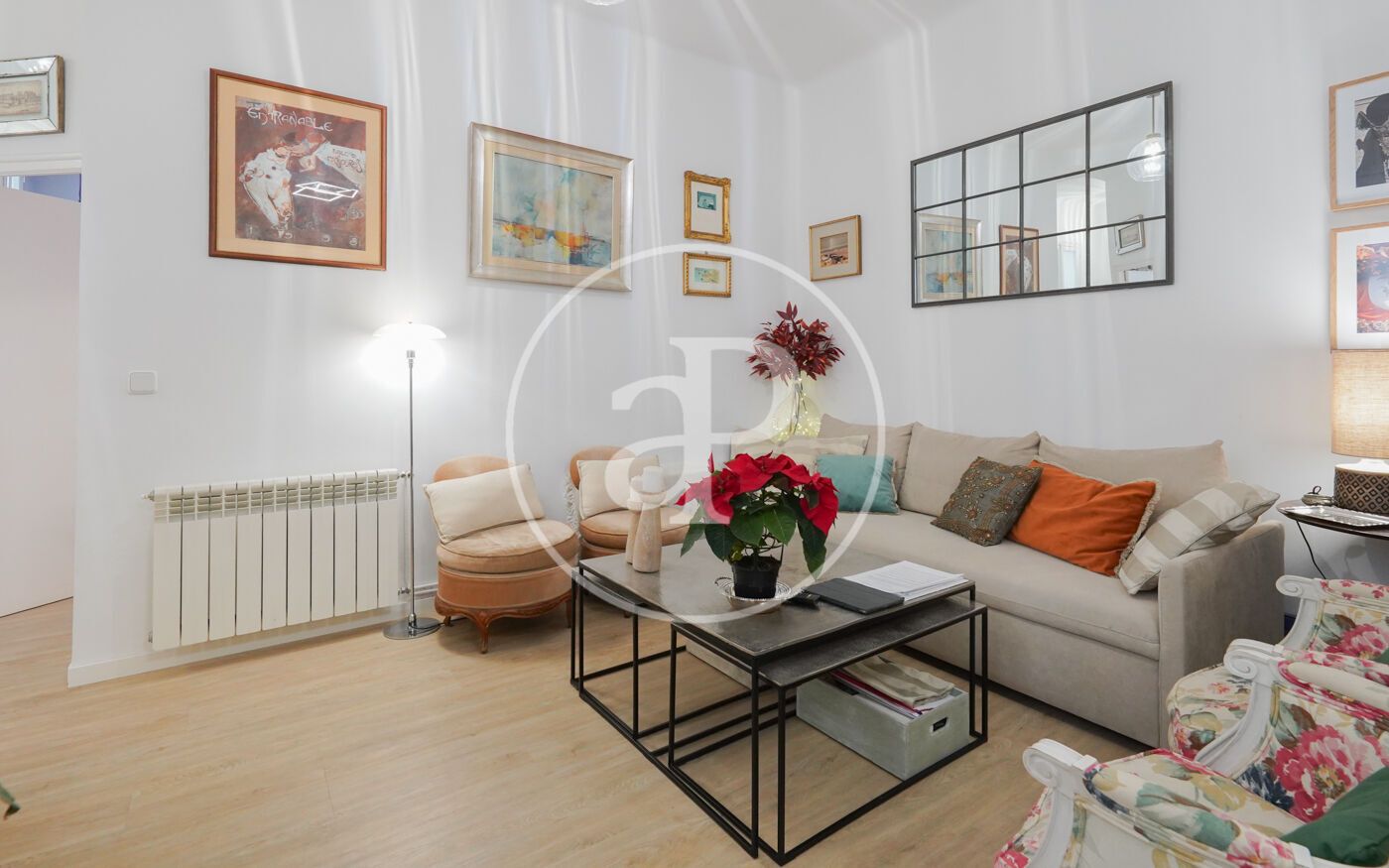 Living room of Flat for sale in  Madrid Capital  with Heating