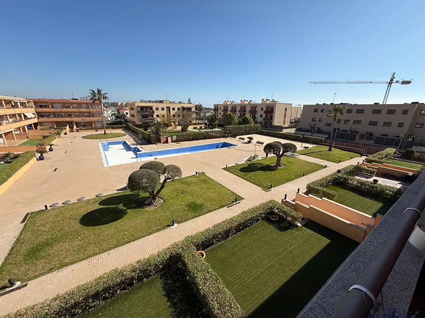 Piscina de Apartamento en venta en Roda de Berà con Aire acondicionado, Calefacción y Jardín privado