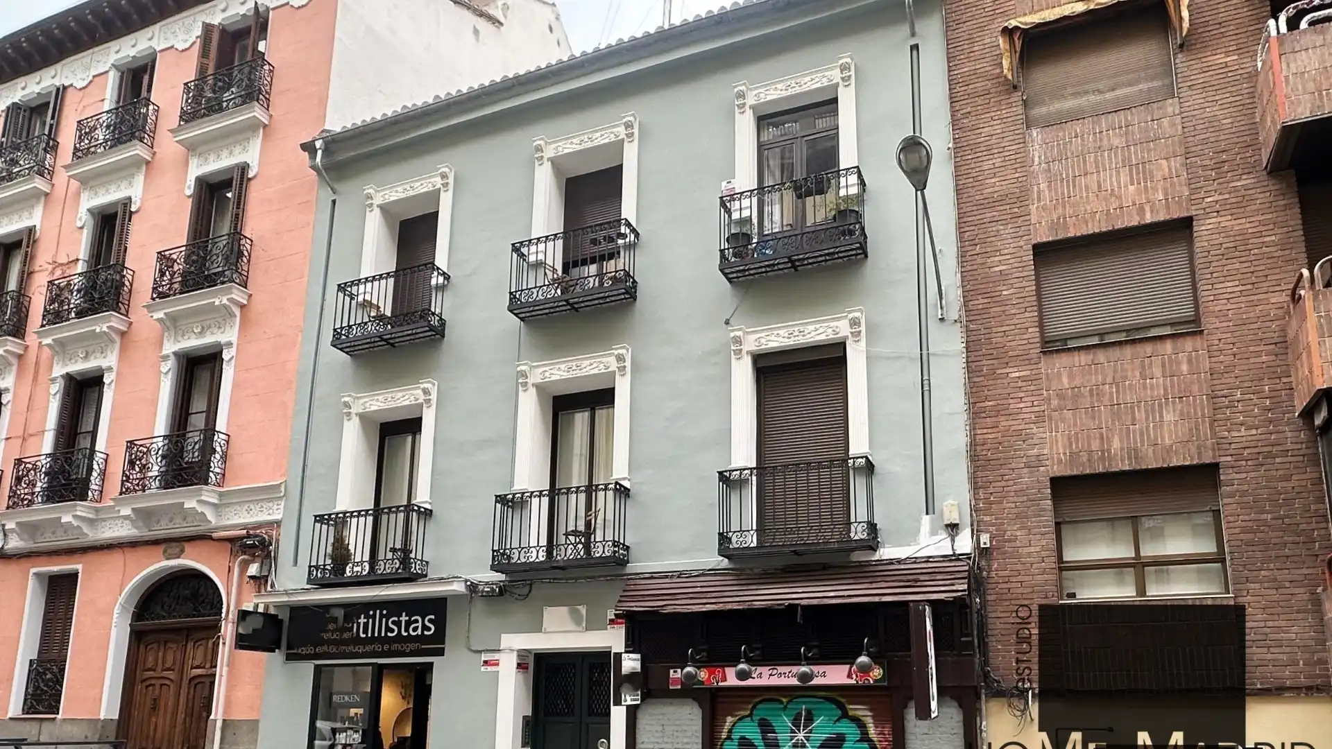 Vista exterior de Piso en venta en  Madrid Capital con Calefacción