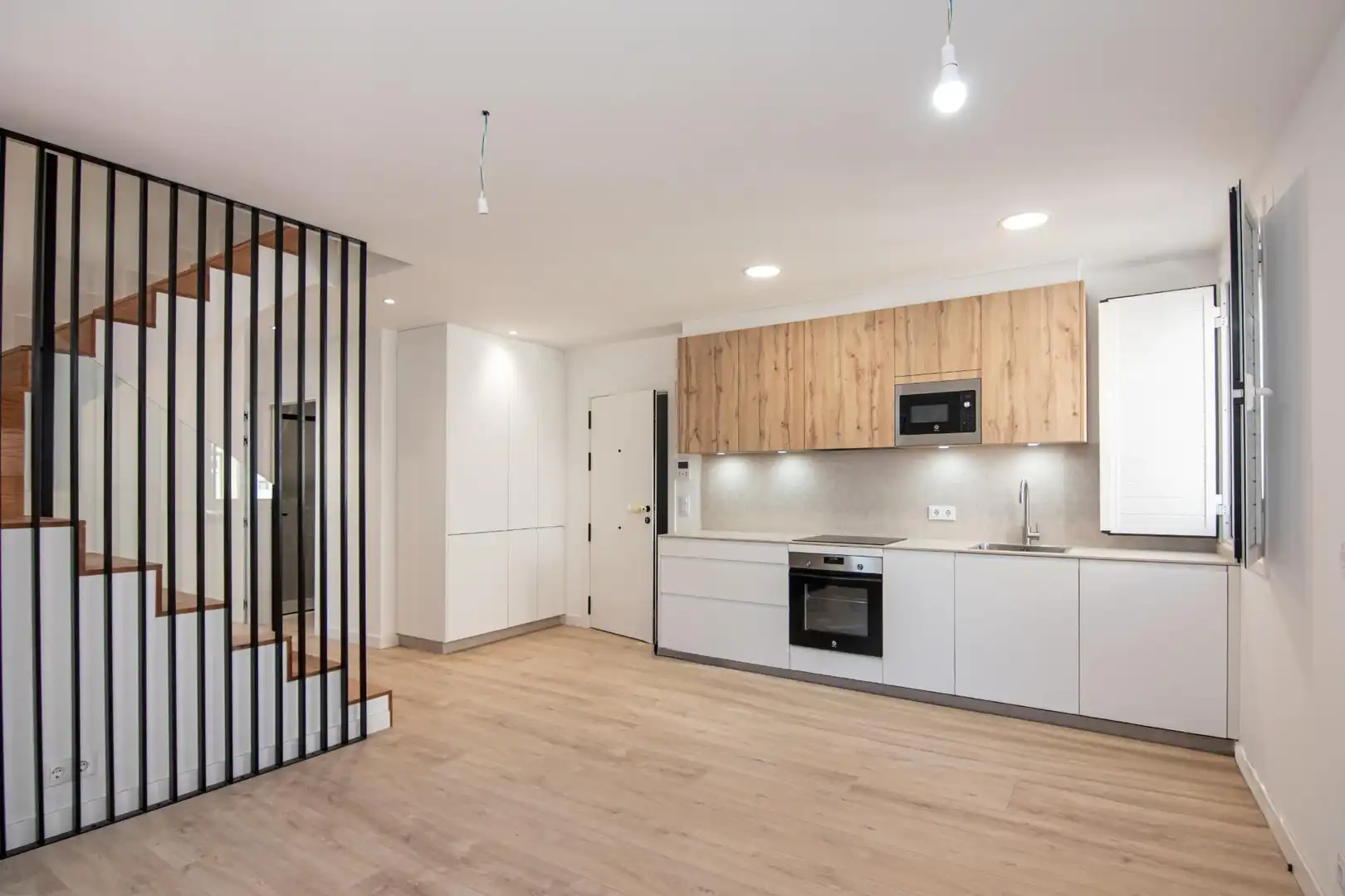 Cocina de Dúplex en venta en A Coruña Capital  con Calefacción