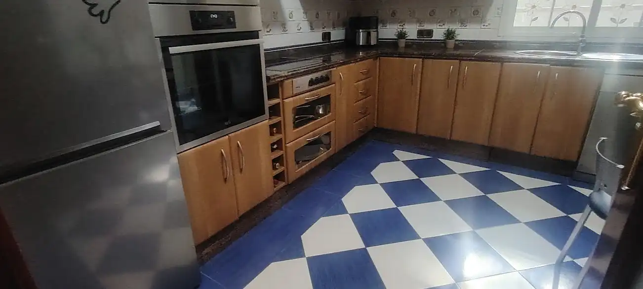 Küche von Wohnung zum Verkauf in Linares mit Klimaanlage und Heizung