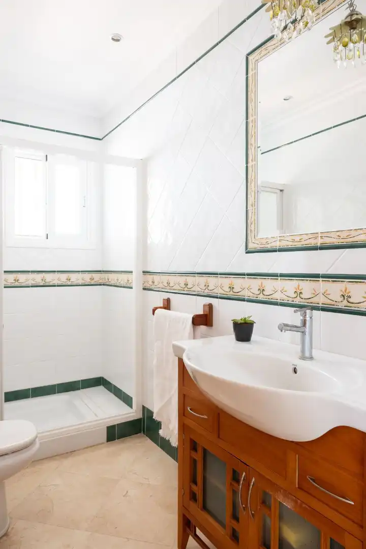 Baño de Casa o chalet en venta en Marbella con Aire acondicionado, Terraza y Trastero