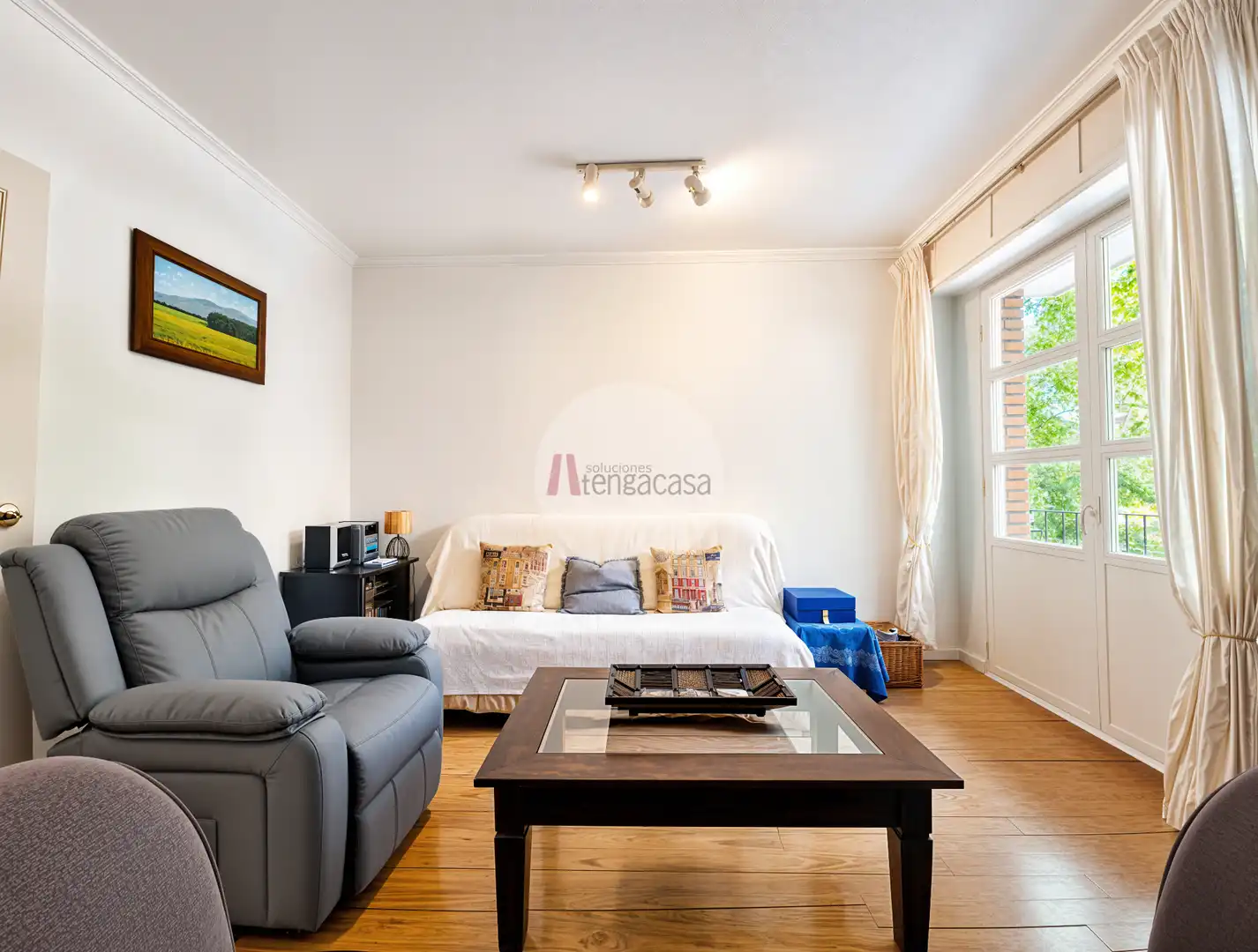 Sala de estar de Piso en venta en Madrid con Calefacción, Parquet y Terraza