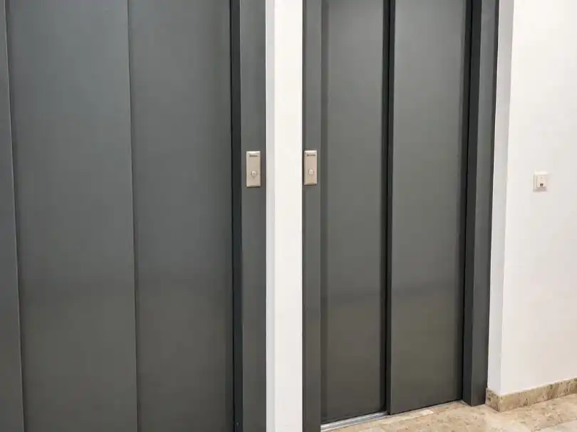 Flat for sale in  Valencia Capital  with Air Conditioner, Terrace and Balcony