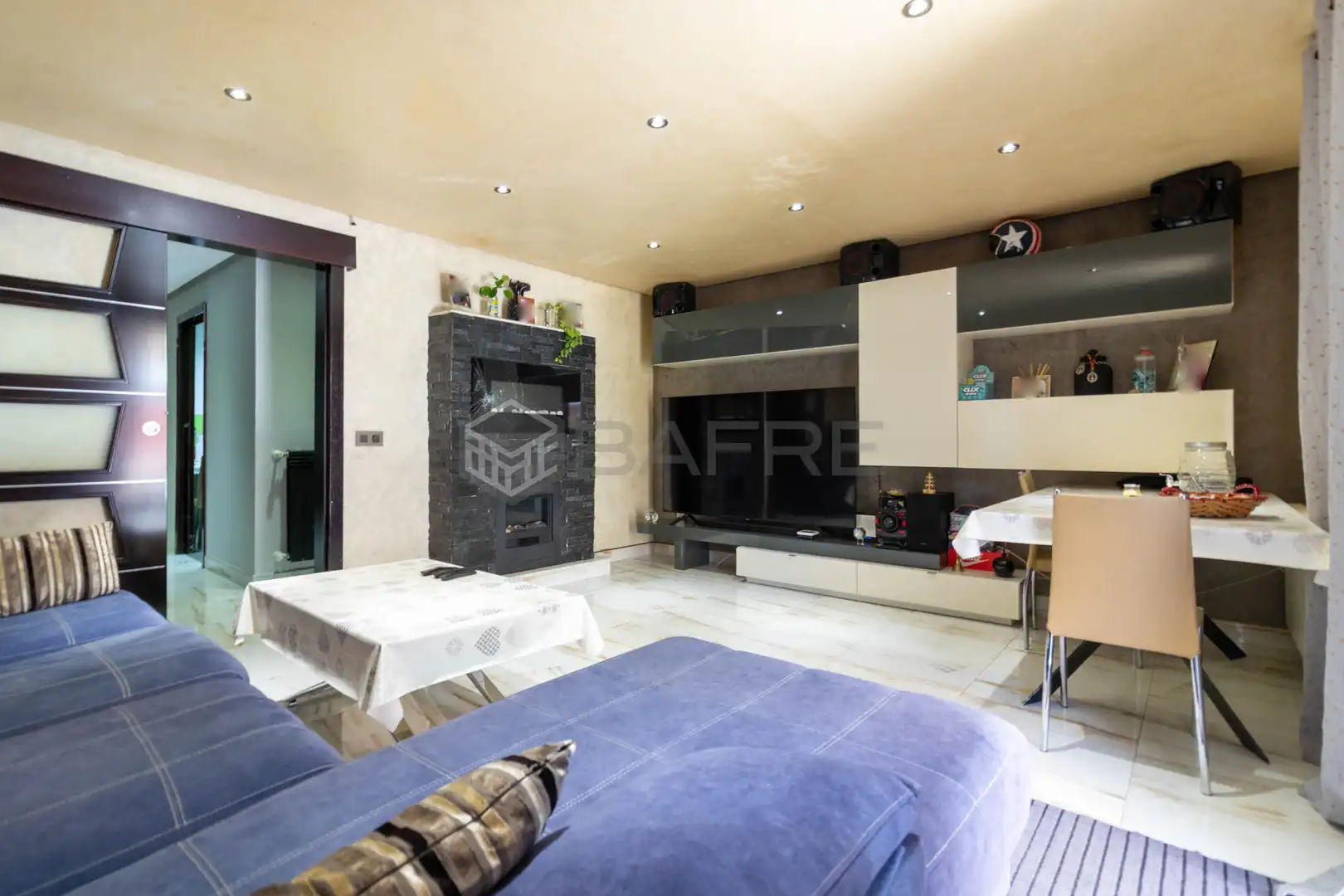 Living room of Houses for sale in Madrid  with Air Conditioner, Heating and Private garden