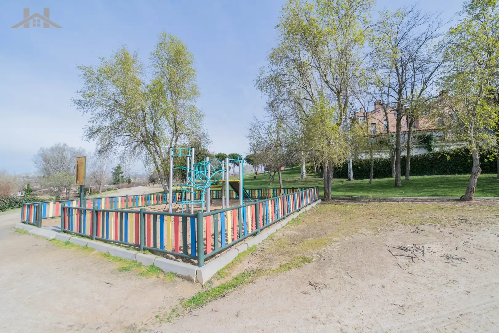 Jardín de Piso en venta en Las Rozas de Madrid con Aire acondicionado, Terraza y Balcón