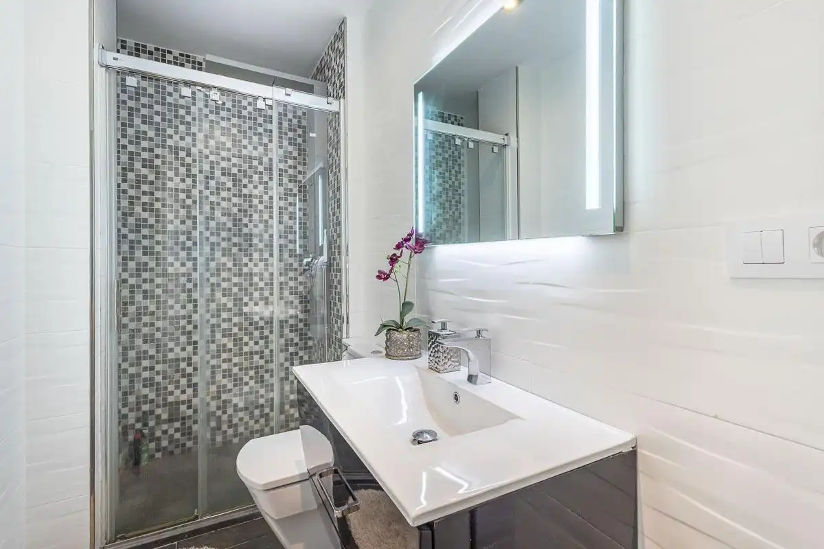 Bathroom of Houses for sale in Ogíjares  with Air Conditioner, Heating and Private garden