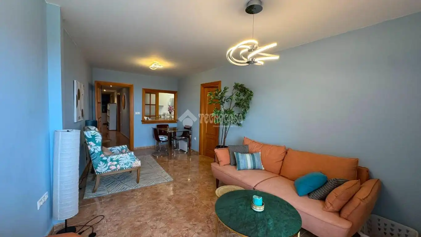 Sala de estar de Piso en venta en Polopos con Aire acondicionado y Balcón