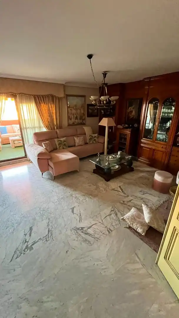 Sala de estar de Ático en venta en Córdoba con Aire acondicionado, Jardín privado y Terraza
