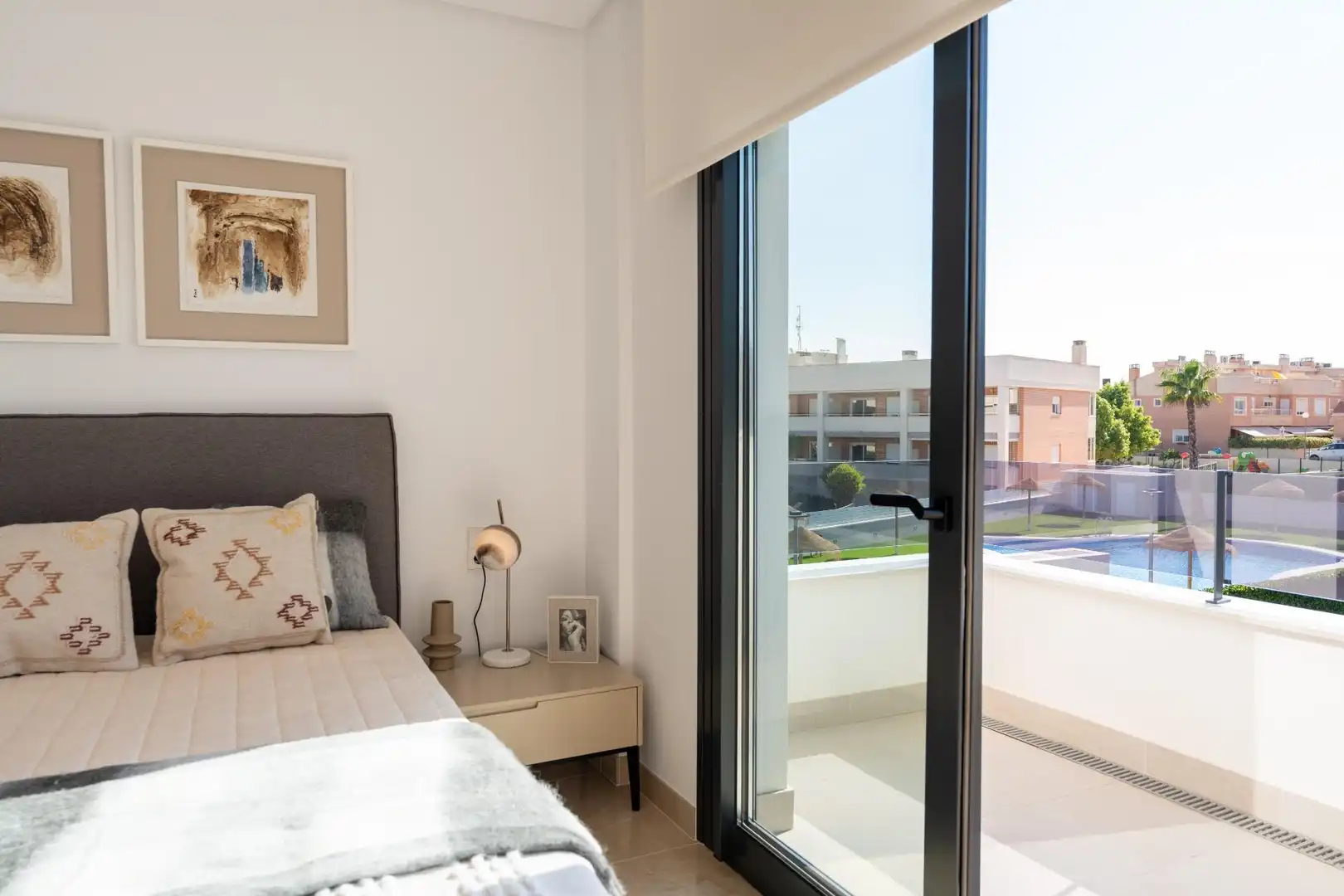 Habitación de Casa adosada en venta en Santa Pola con Aire acondicionado, Jardín privado y Terraza