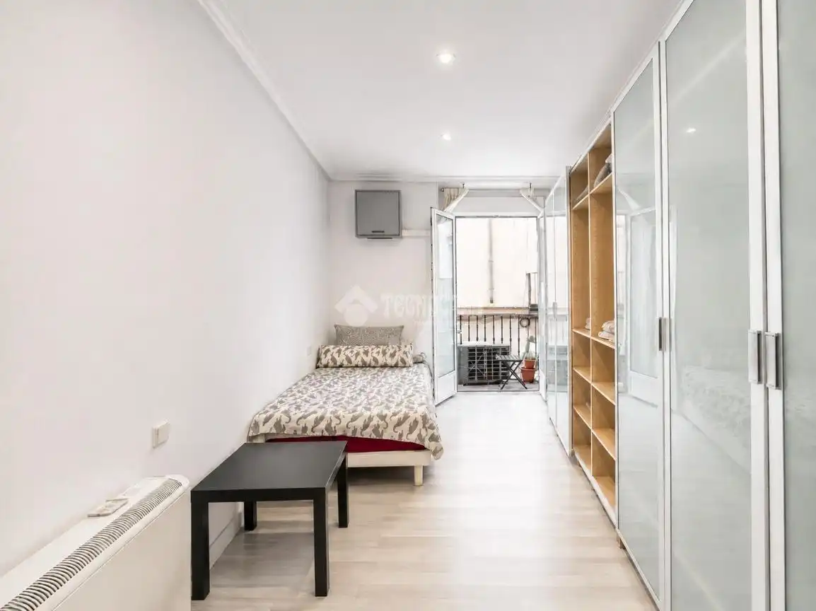Habitación de Estudio de alquiler en Madrid