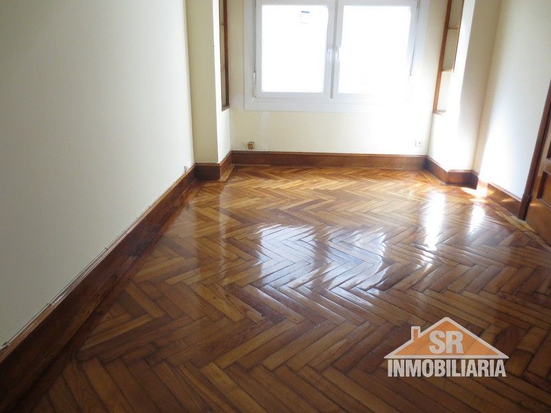 Bedroom of Flat for rent in A Coruña Capital   with Parquet flooring, Terrace and Oven
