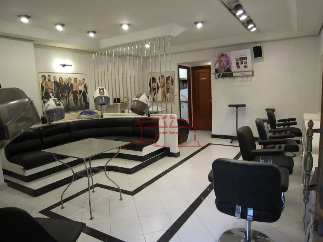 Local comercial de lloguer a Durango