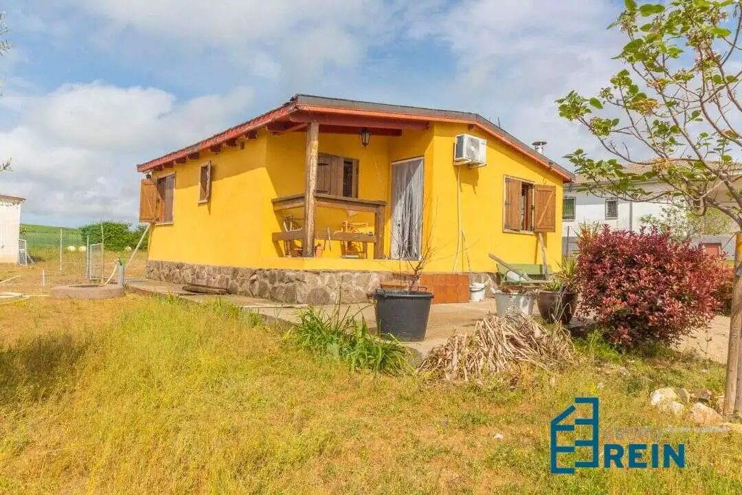 Vista exterior de Casa o xalet en venda en Lominchar amb Aire condicionat, Calefacció i Jardí privat