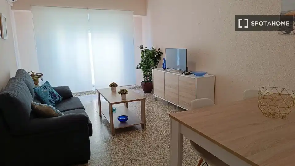 Living room of Flat for rent in Valencia  with Air Conditioner, Heating and Furnished