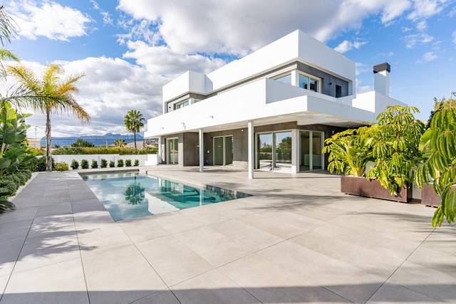 Casa-chalet en Venta en Cala Advocat - Baladrar