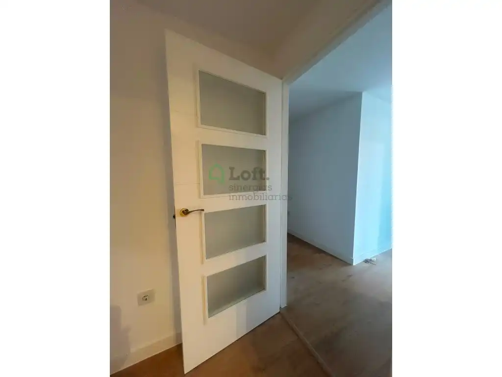 Dormitori de Apartament de lloguer en Badajoz amb Terrassa i Piscina comunitària