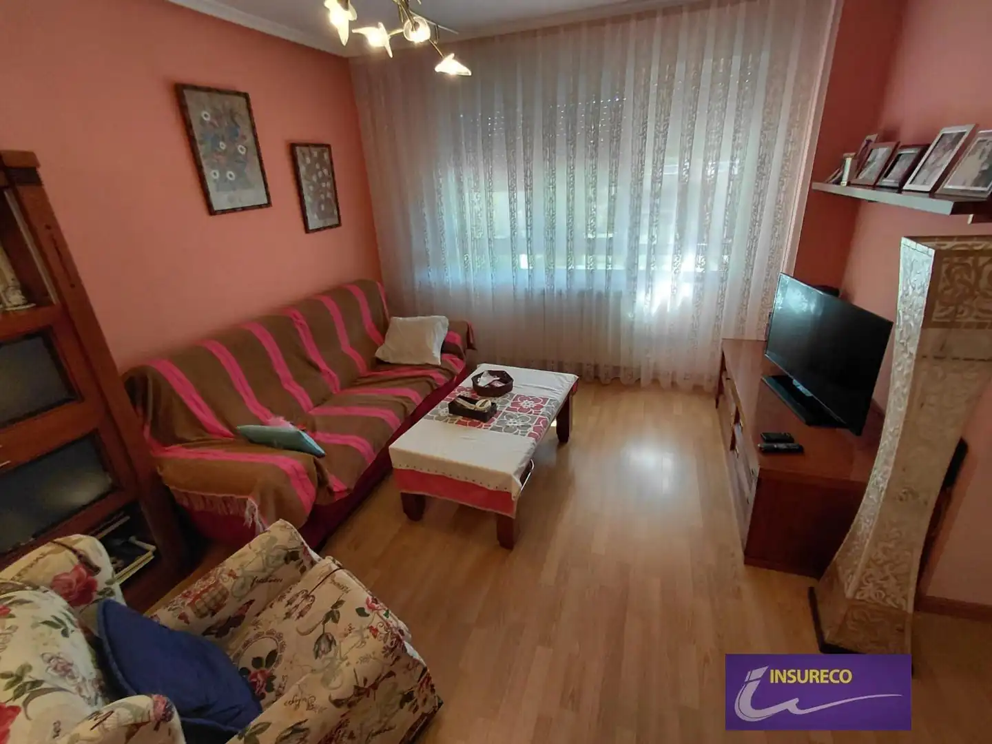 Casa aparellada amb piscina en venda a Llano-Fc, imagen 18