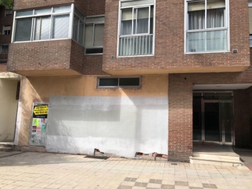 Exterior view of Premises for sale in Burgos Capital