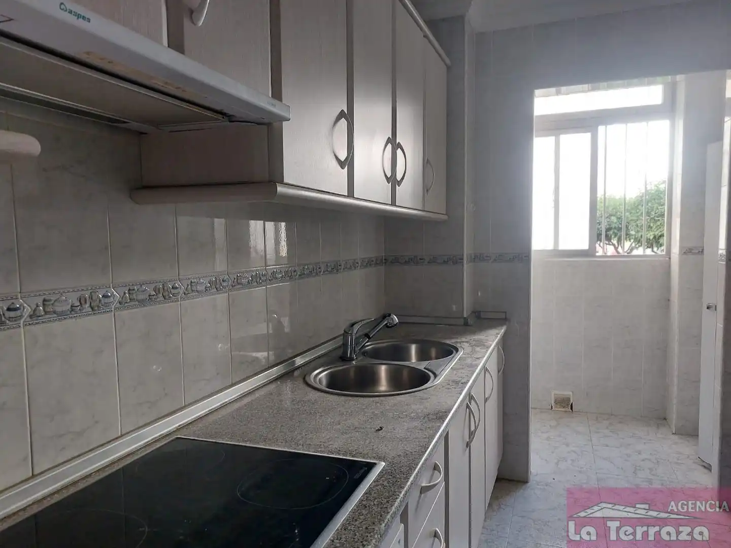 Kitchen of Flat for sale in Estepona Pueblo