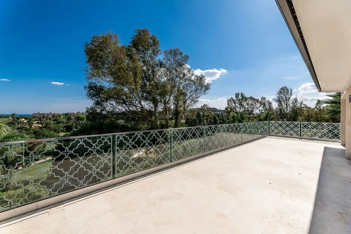 Villa mit Pool zum Verkauf in Nueva Andalucía, imagen 8
