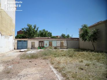 Terreni e lotti in vendita a Calle DOÑA CRISANTA