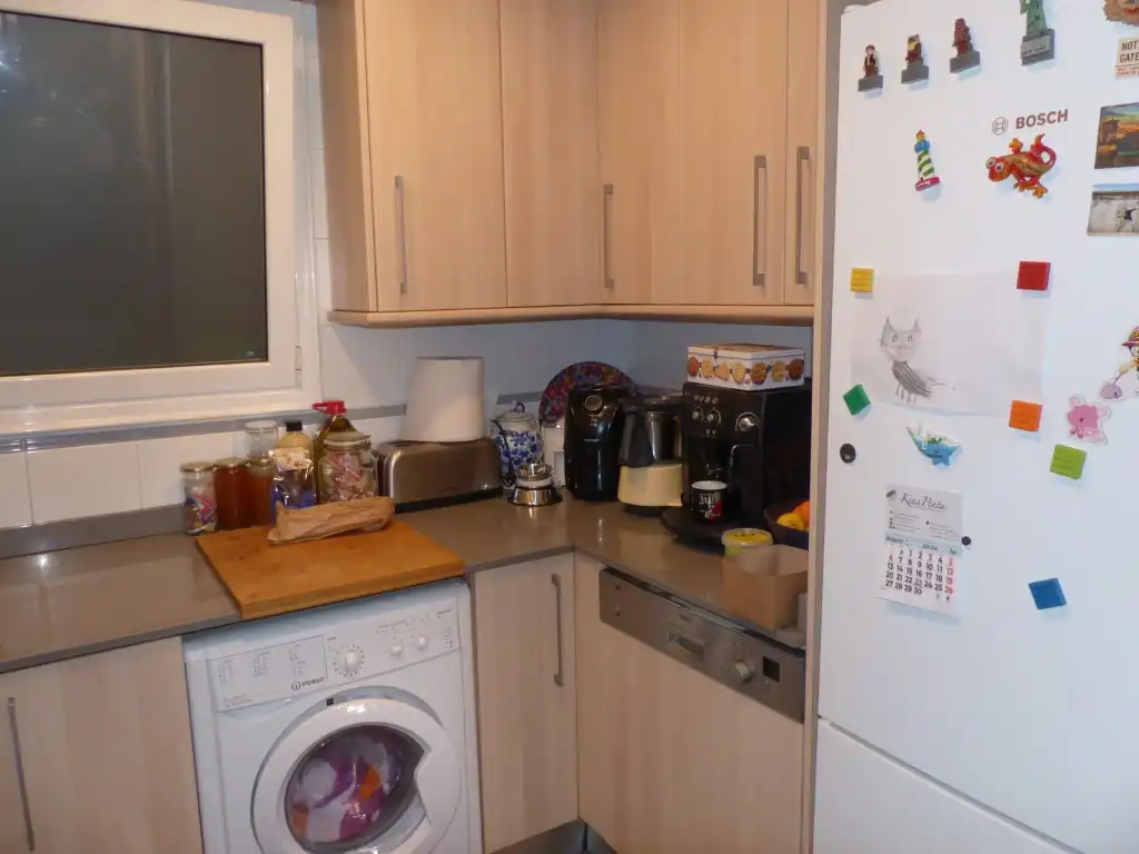 Cocina de Piso en venta en Barcelona con Balcón