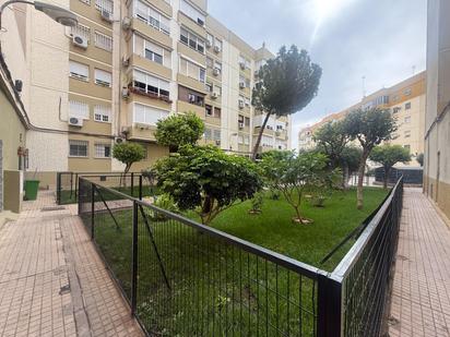 Exterior view of Flat for sale in  Sevilla Capital