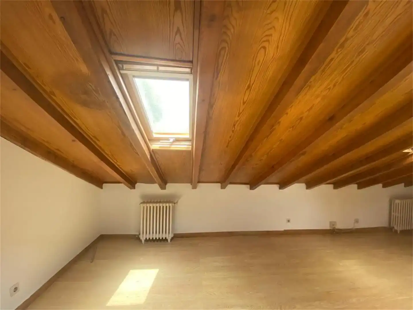 Casa o chalet de alquiler en Madrid con Jardín privado, Parquet y Balcón