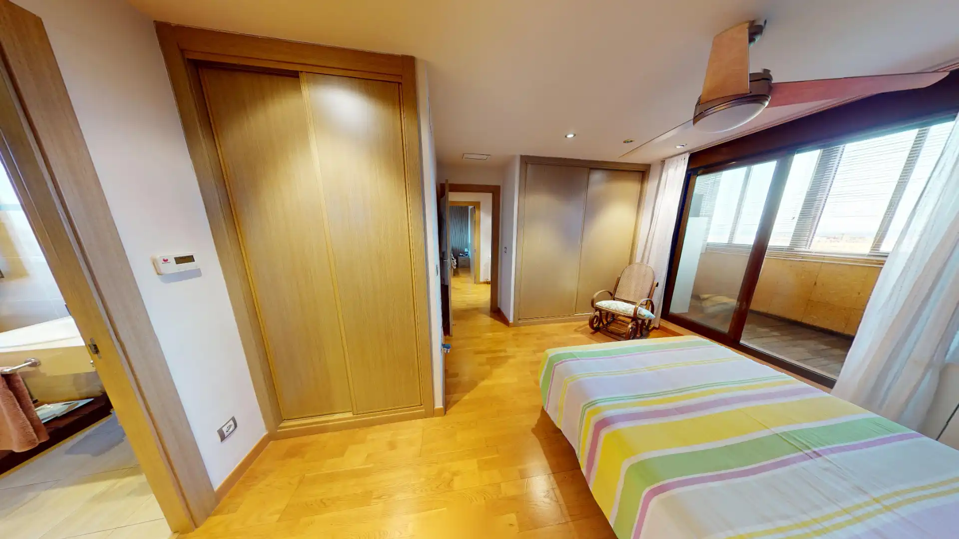 Bedroom of Attic for sale in Alicante / Alacant  with Air Conditioner, Heating and Parquet flooring