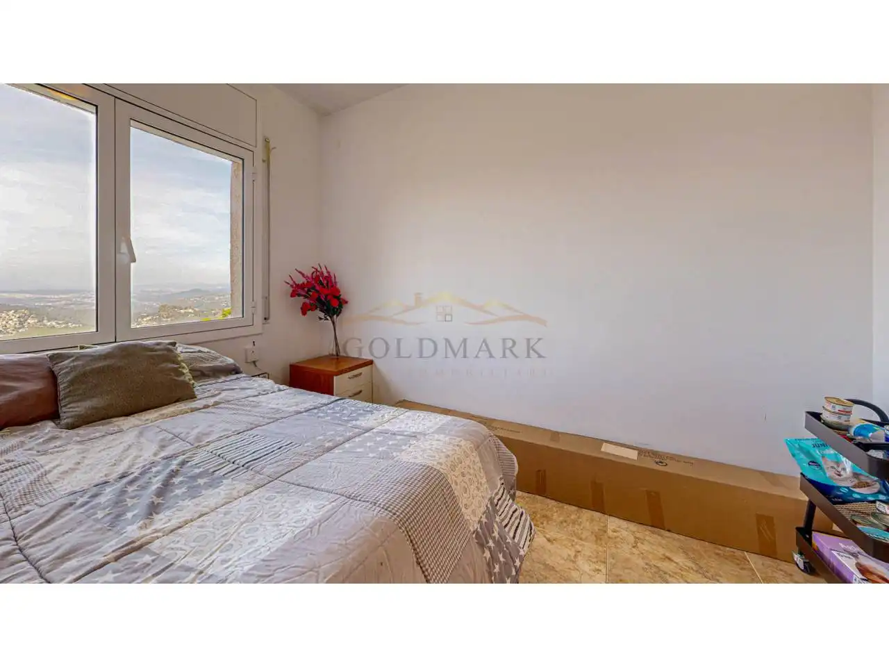Dormitori de Casa o xalet en venda en Corbera de Llobregat amb Aire condicionat, Jardí privat i Terrassa