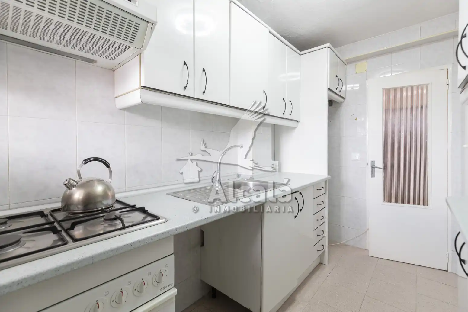 Kitchen of Flat for sale in Alcalá de Henares  with Heating and Terrace