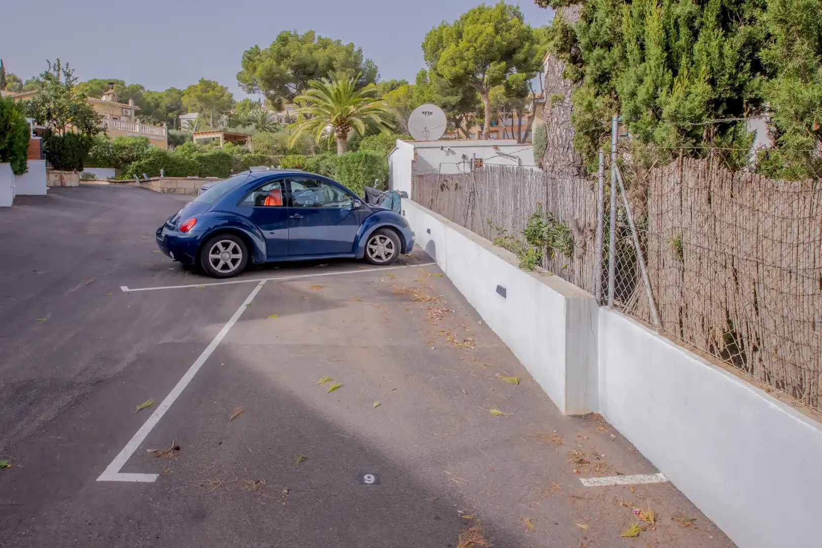Aparcament de Casa adosada en venda en Calvià amb Aire condicionat, Jardí privat i Terrassa