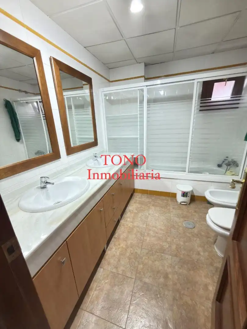Flat for sale in Écija  with Air Conditioner and Furnished