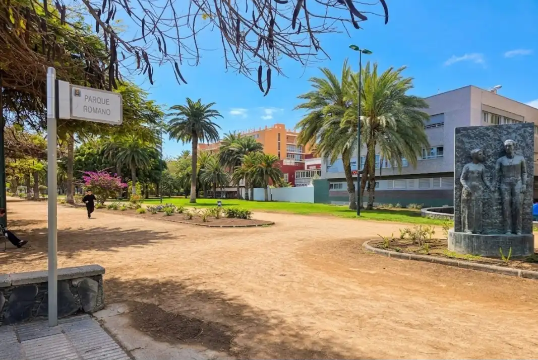 Vista exterior de Pis en venda en Las Palmas de Gran Canaria
