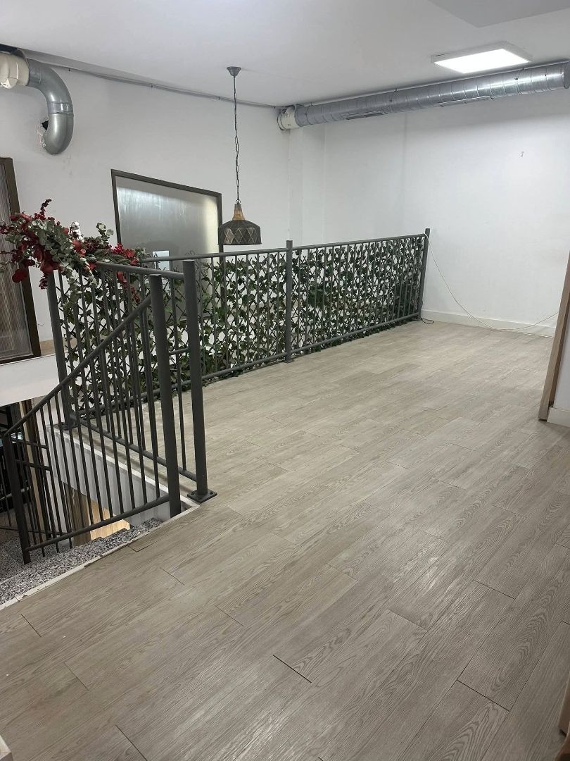 Premises to rent in  Melilla Capital