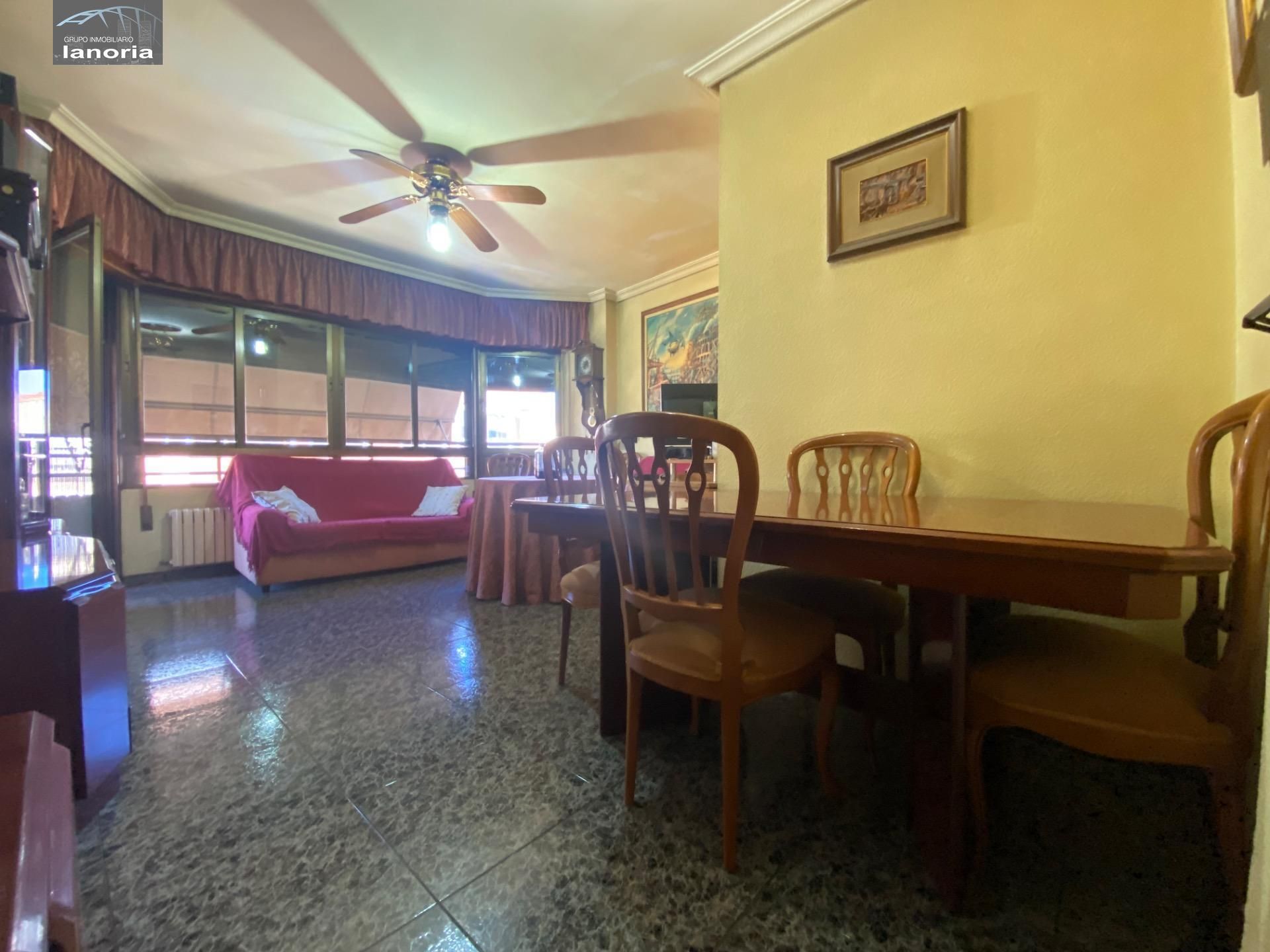 Pis en venda a Feria