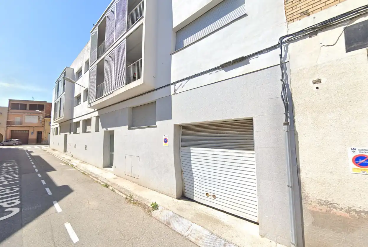 Individual with lift for sale in Carrer Lladonosa Pujol, imagen 2