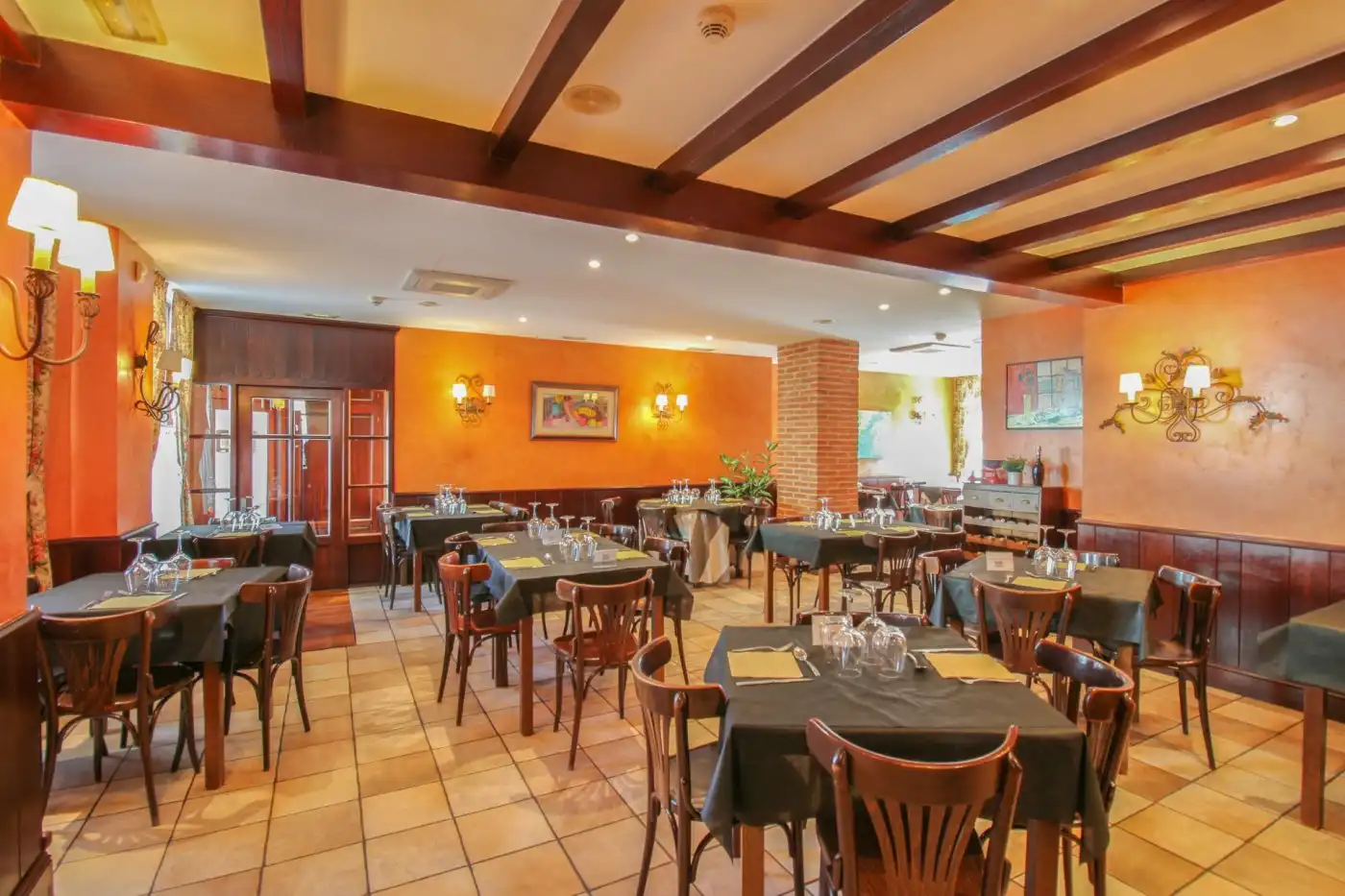 Commercial properties for sale in Aretxabaleta  with Air Conditioner and Furnished
