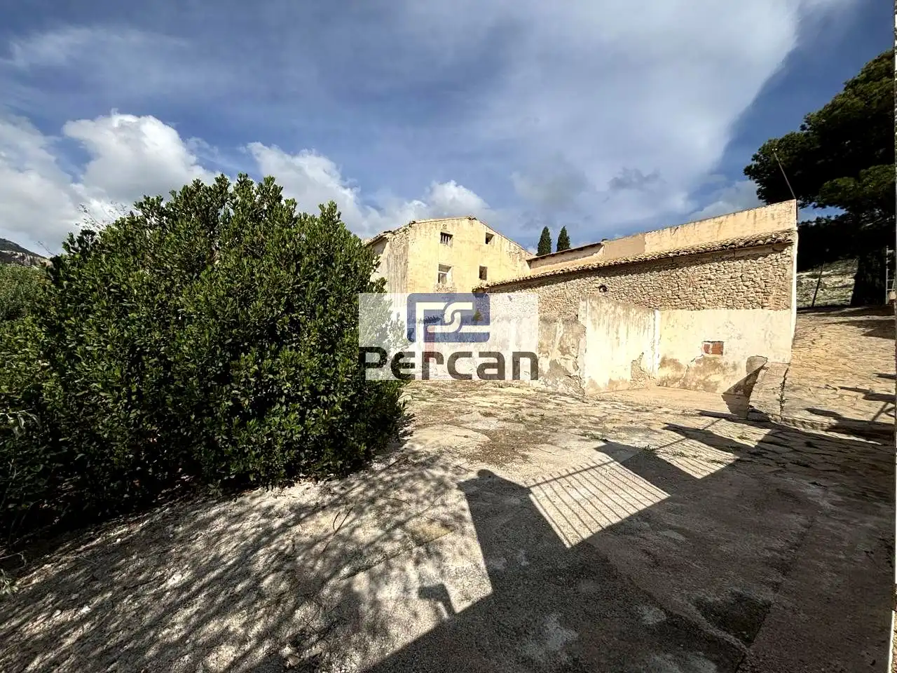 Casa rústica amb jardí de lloguer a Nuches, imagen 54