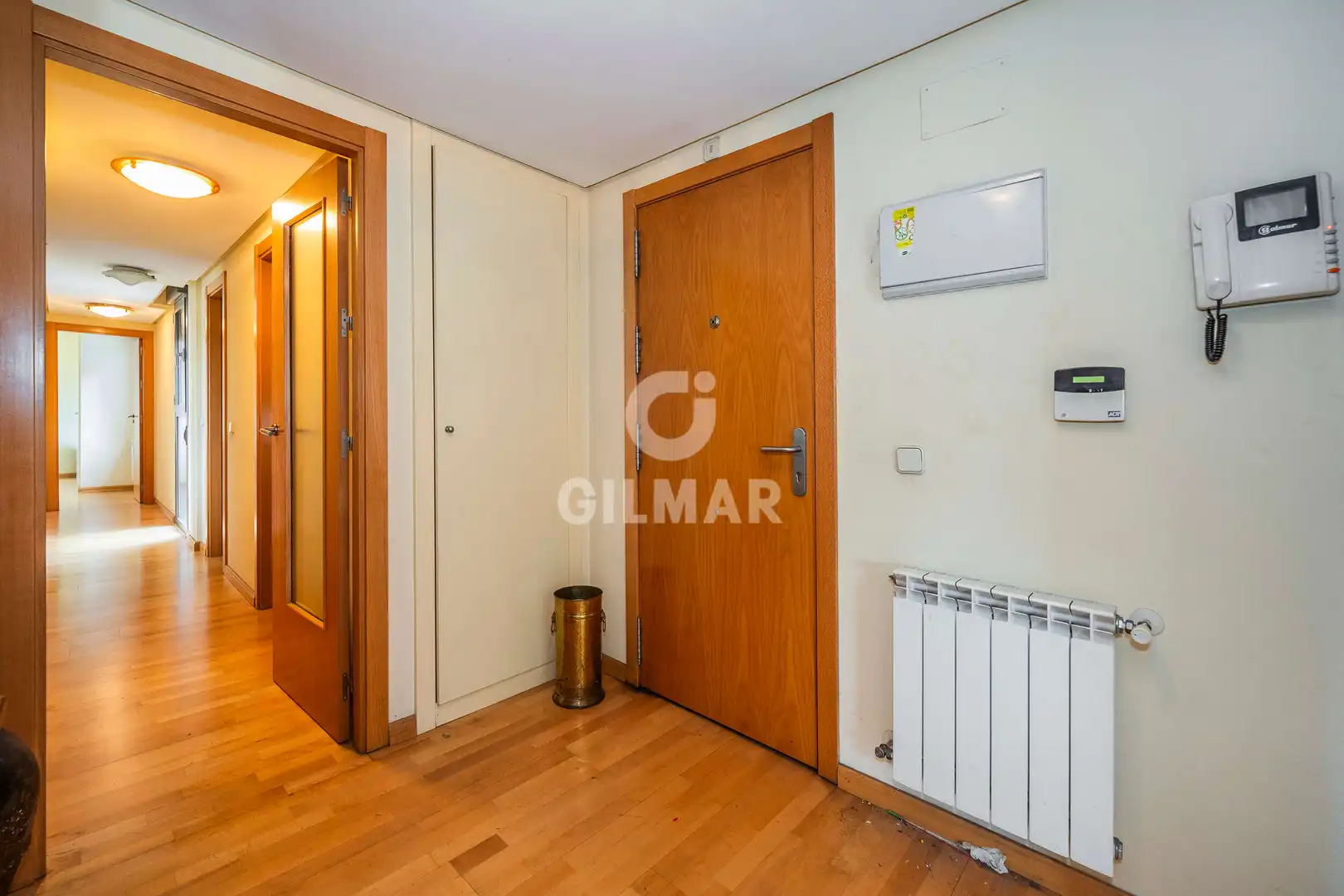 Dachboden zum Verkauf in Madrid mit Heizung, Privatgarten und Abstellraum