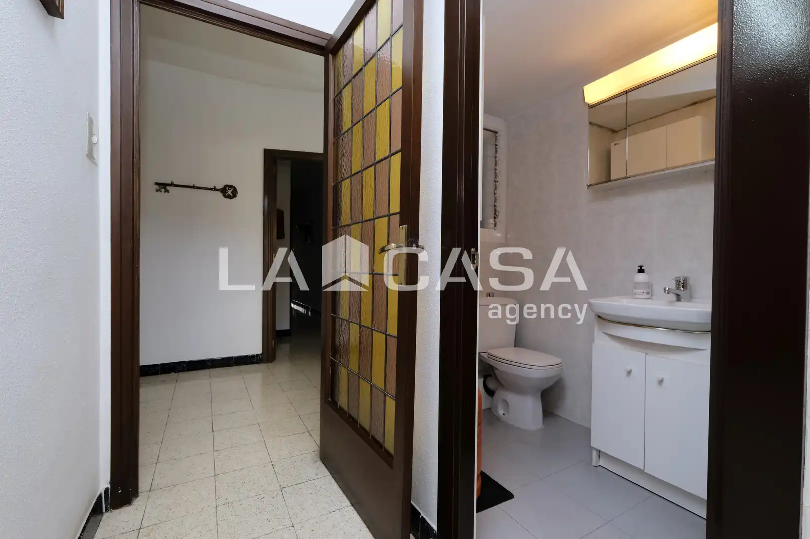 Piso en venta en Barcelona con Calefacción y Balcón