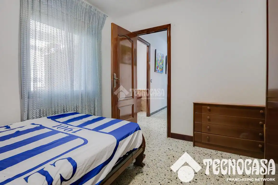 Bedroom of Flat for sale in Mataró