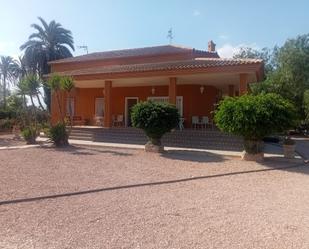 Vista exterior de Casa o xalet en venda en Elche / Elx amb Terrassa i Piscina