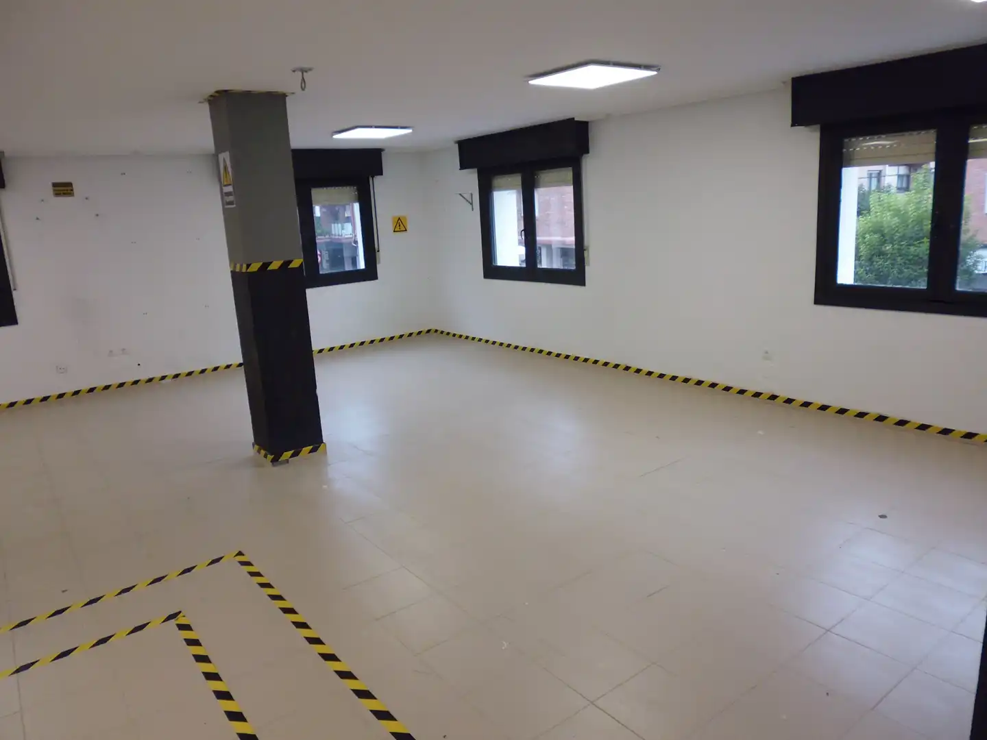 Office for sale in Mungia